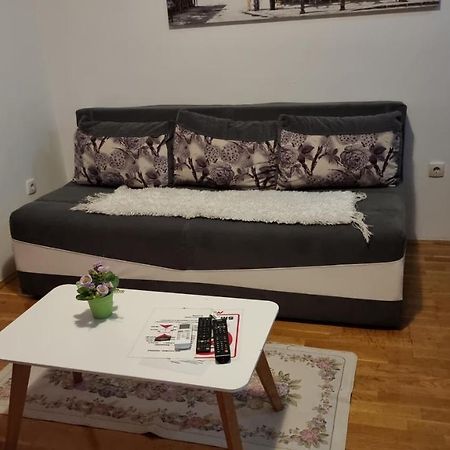 Naki Apartmani Podgorica Buitenkant foto