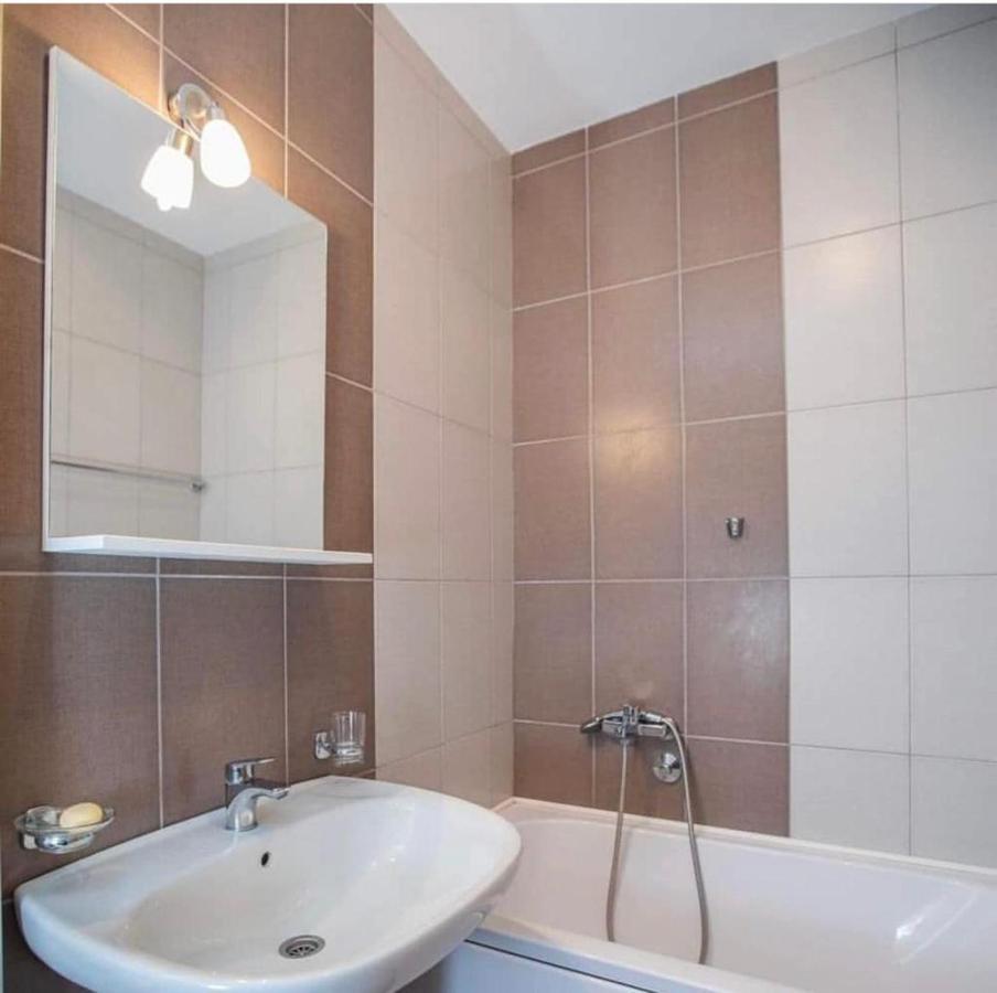 Naki Apartmani Podgorica Buitenkant foto