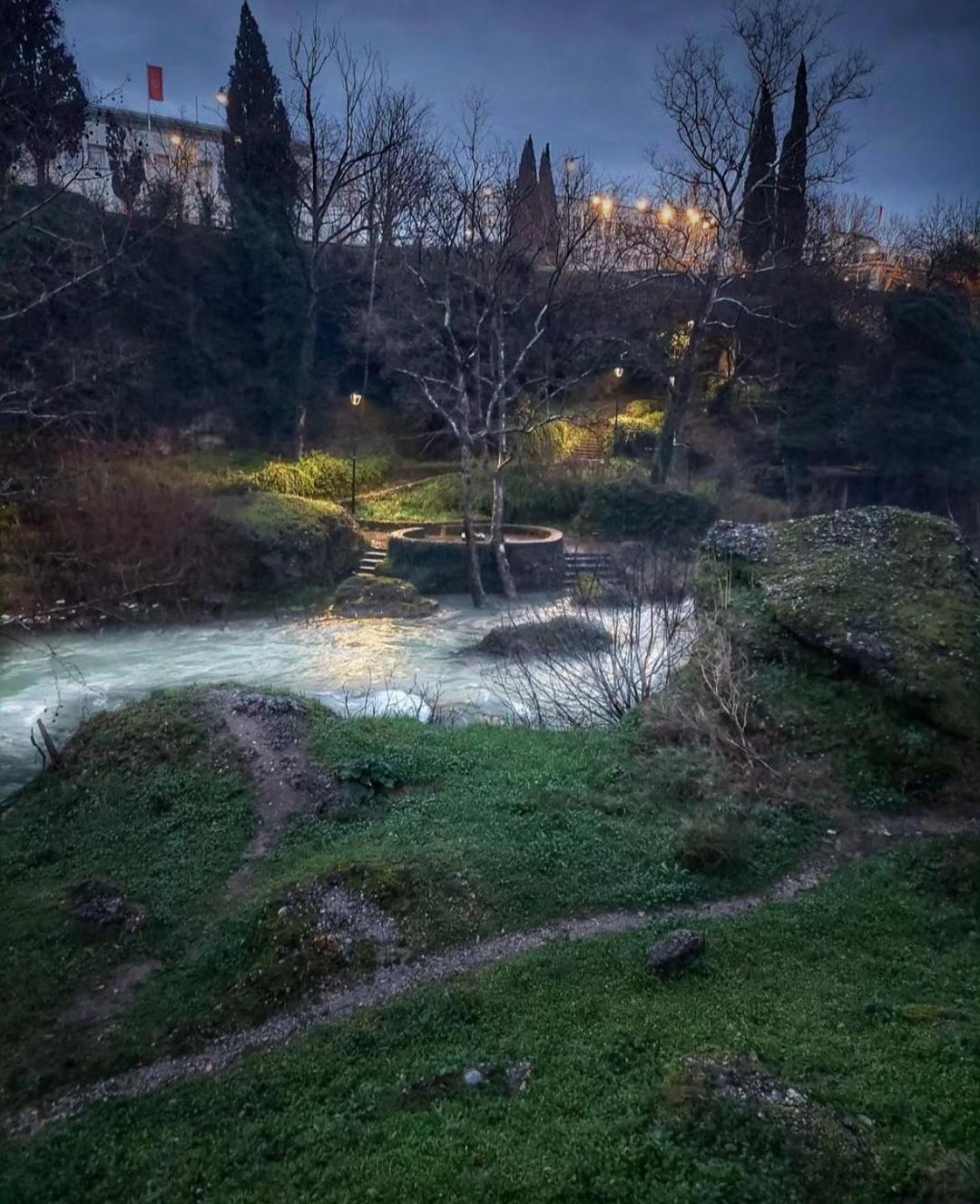 Naki Apartmani Podgorica Buitenkant foto