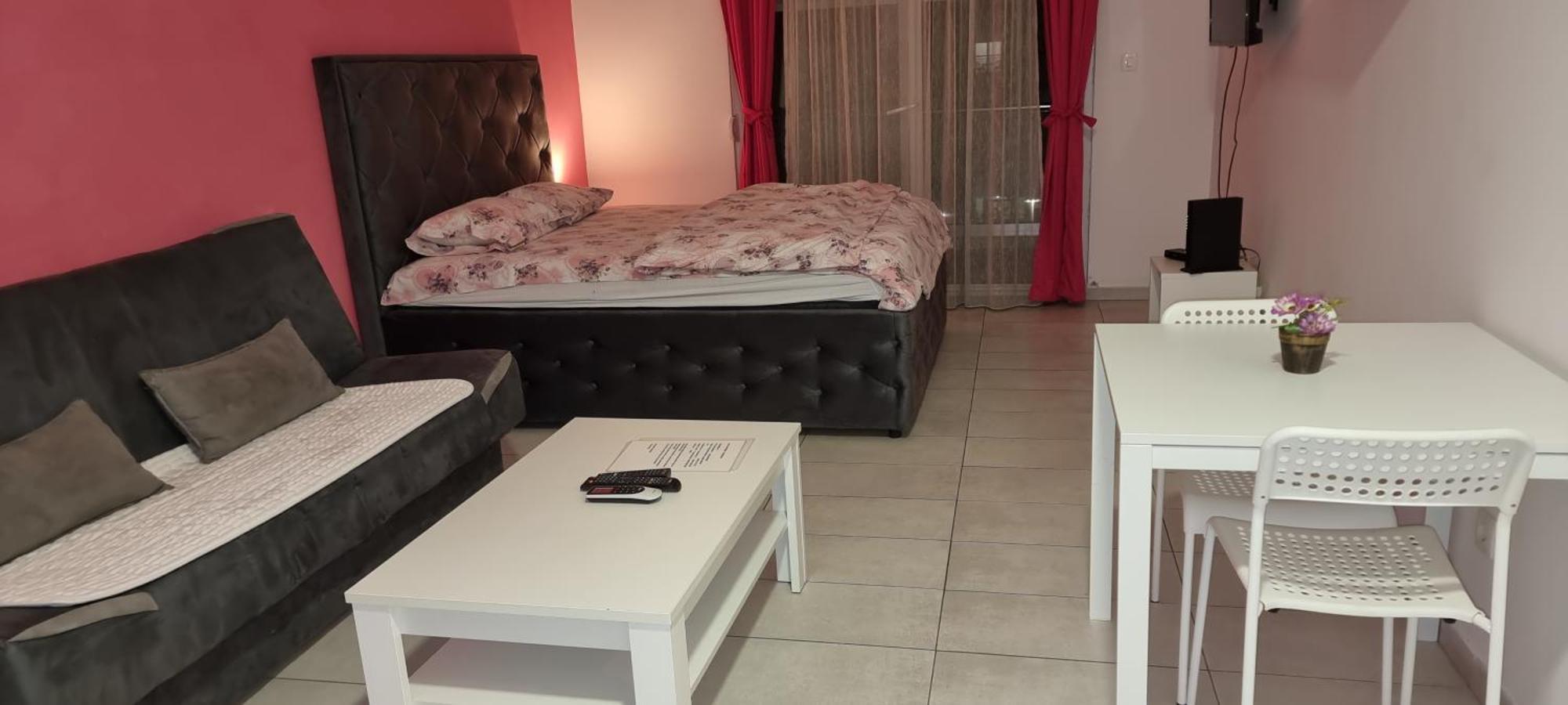 Naki Apartmani Podgorica Kamer foto