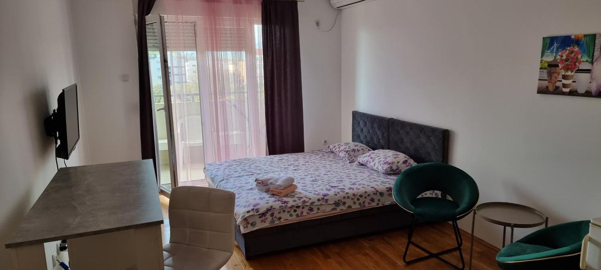 Naki Apartmani Podgorica Kamer foto