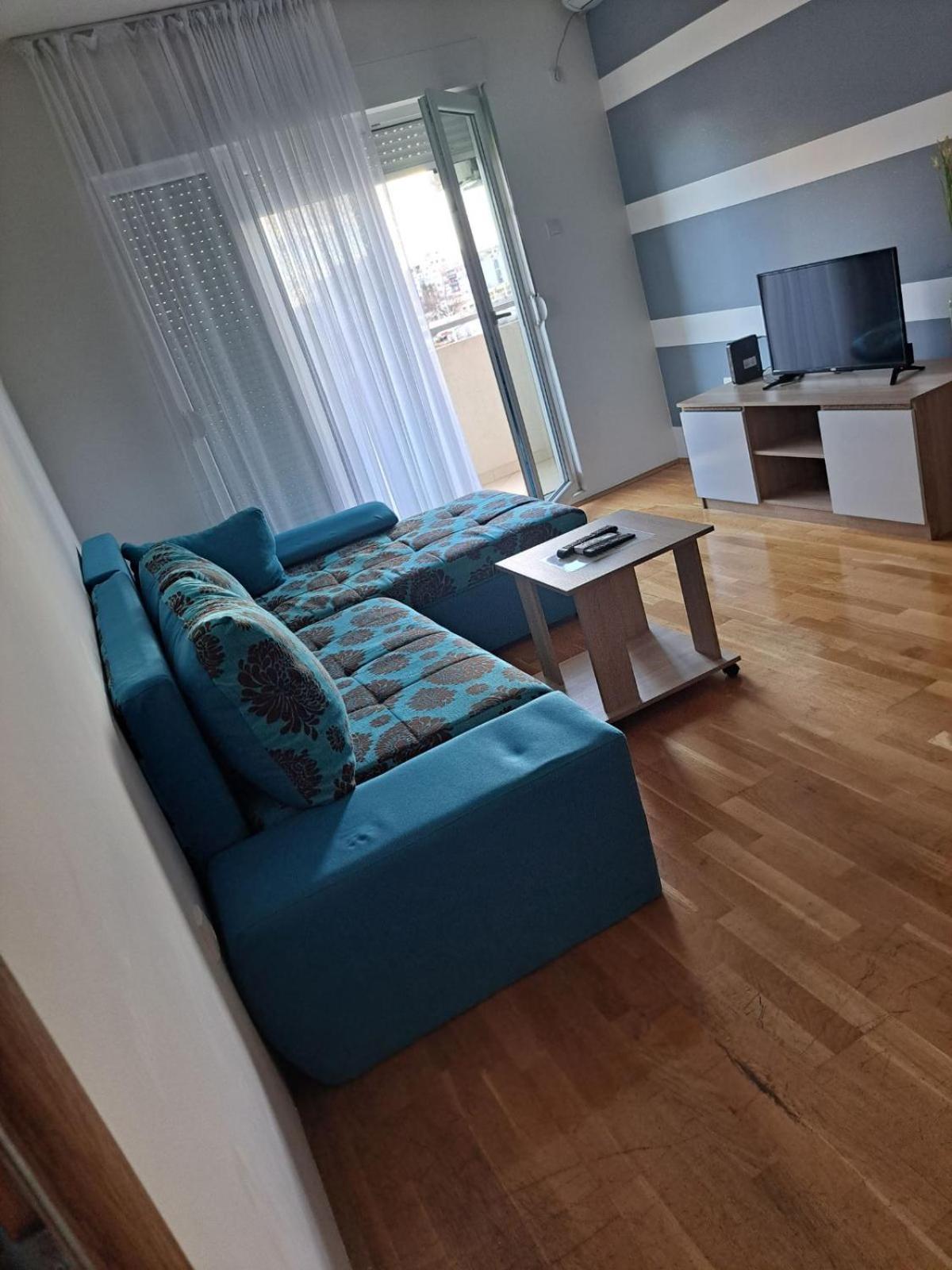 Naki Apartmani Podgorica Kamer foto